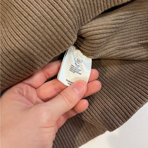 brandy melville chcolate brown ribbed quarter button down sweater - Picture 6 of 8